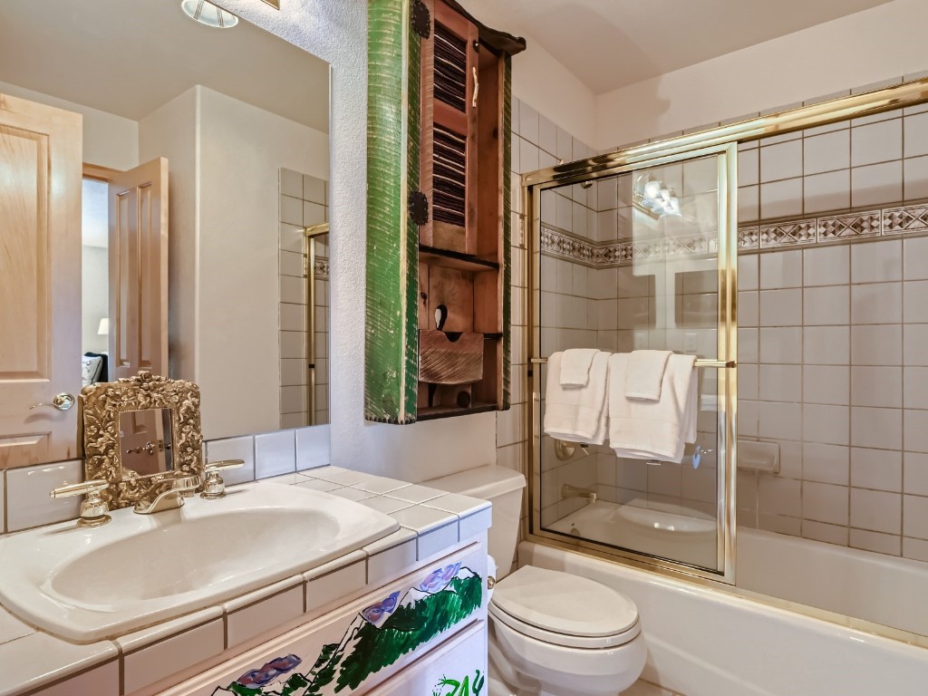 22 Charter Ridge COURT 9