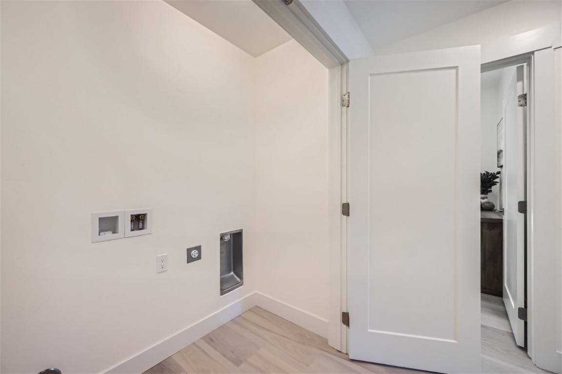 740 BLUE RIVER PKWY C16