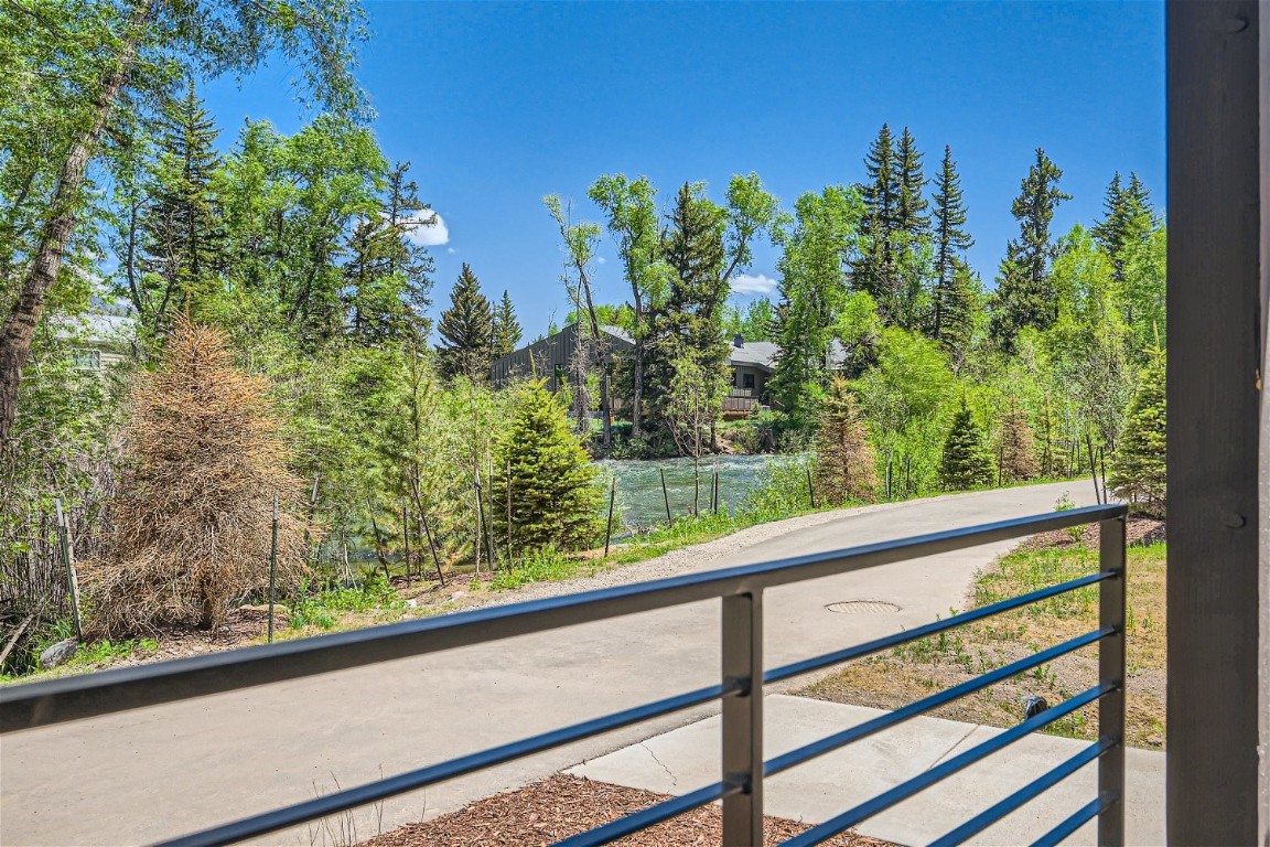 740 BLUE RIVER PKWY C16