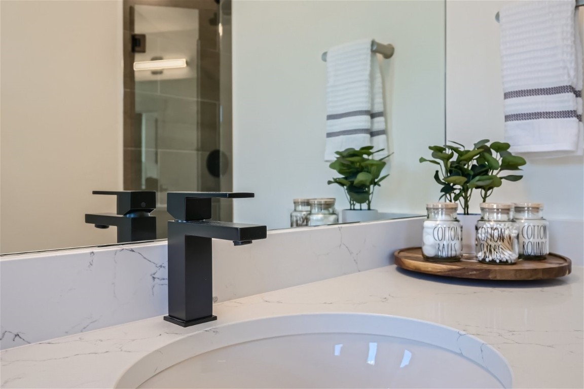 740 BLUE RIVER PKWY C16