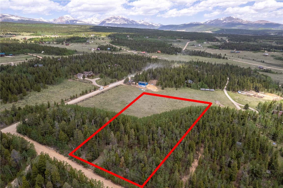 61 Squirrel Tail COURT