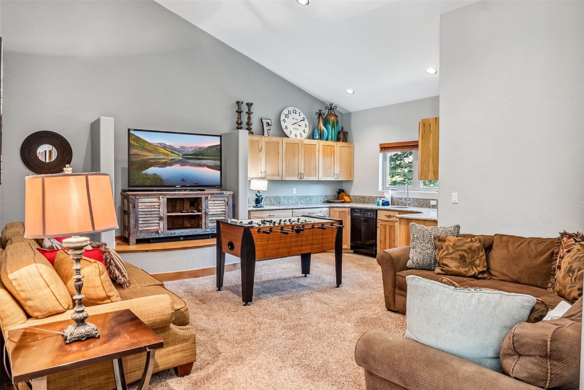 180 Emmett Lode ROAD
