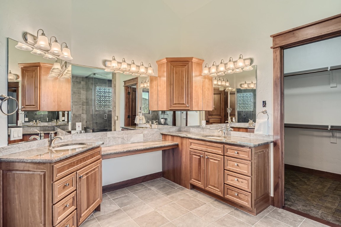 2308 Highlands DRIVE