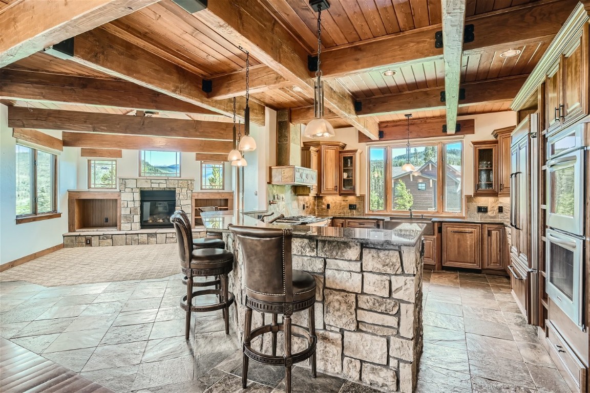 2308 Highlands DRIVE