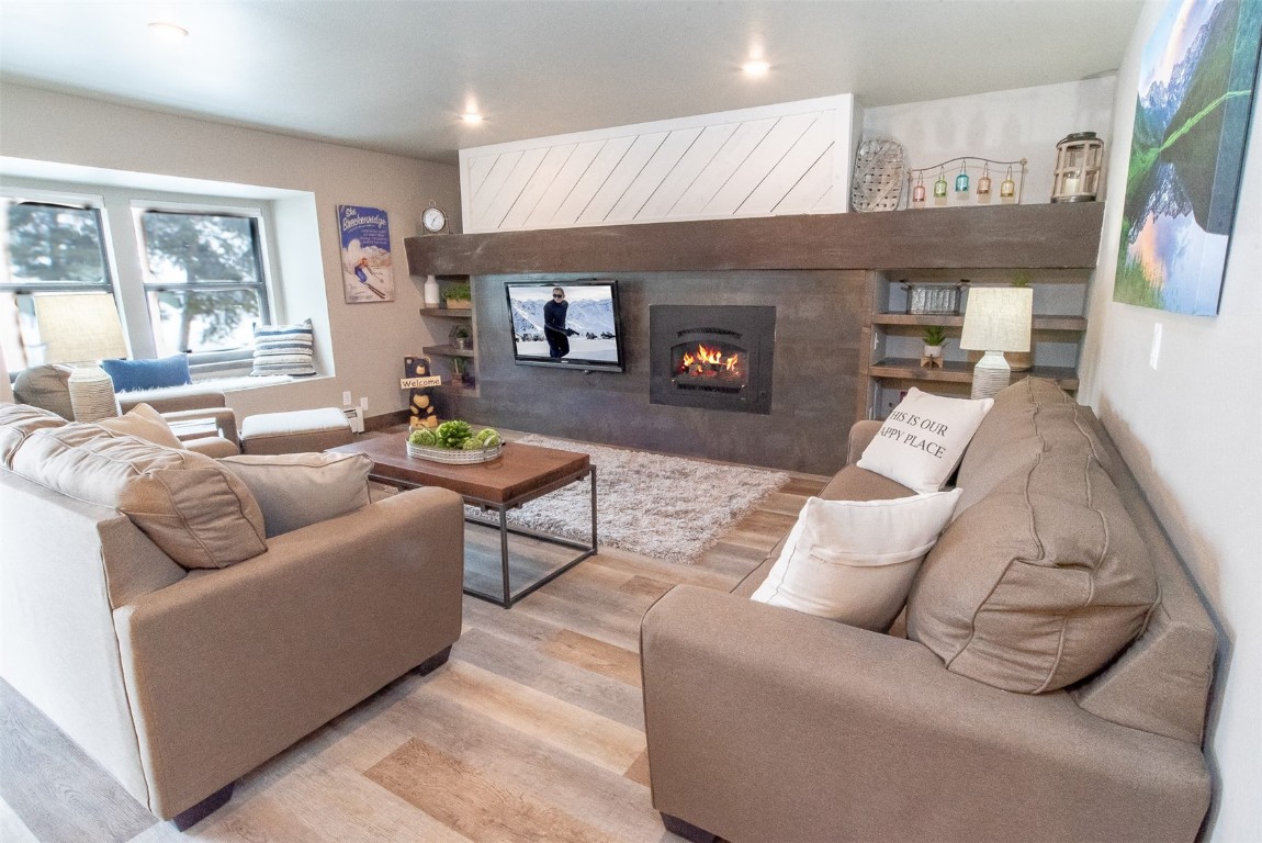 107 N Harris STREET 202