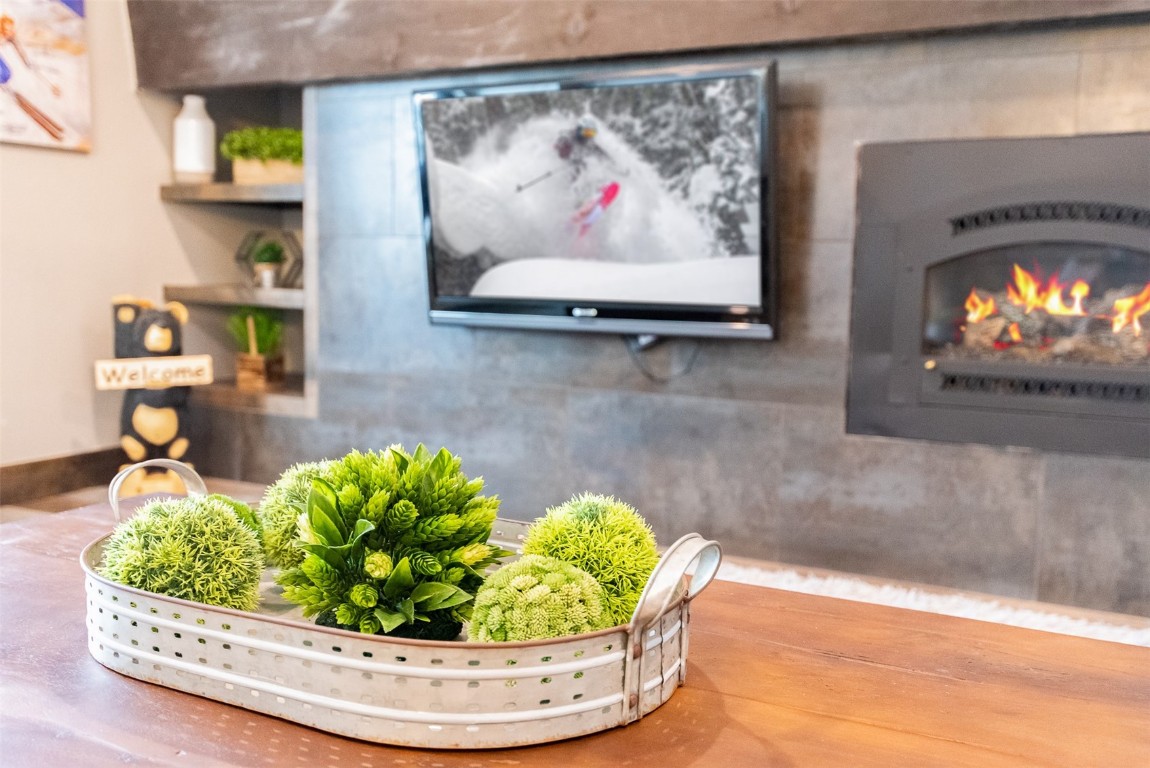 107 N Harris STREET 202