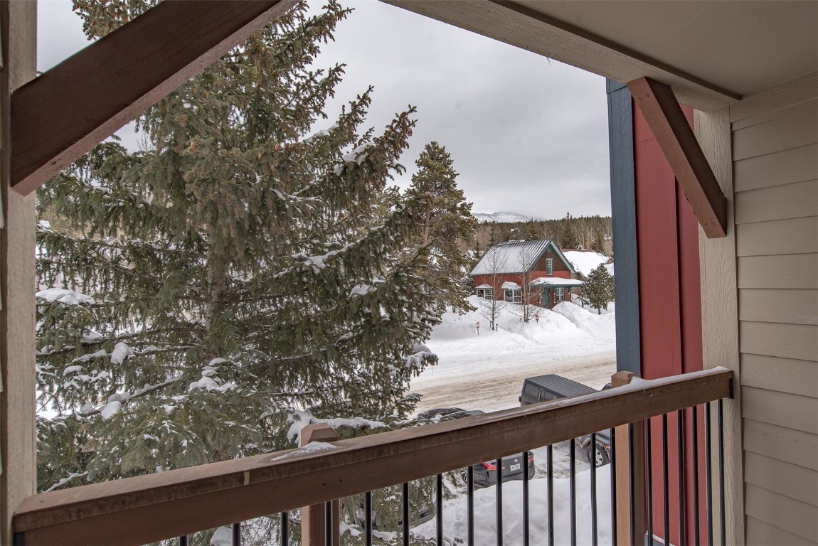 107 N Harris STREET 202