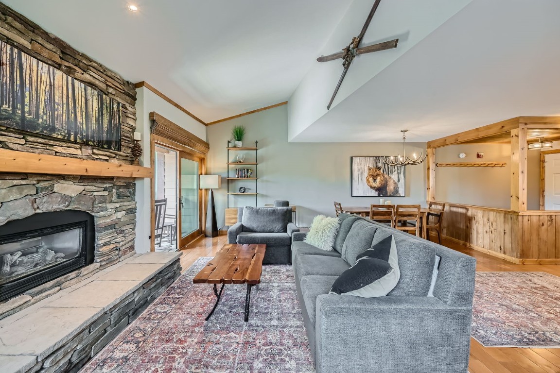 465 Four O Clock ROAD 126