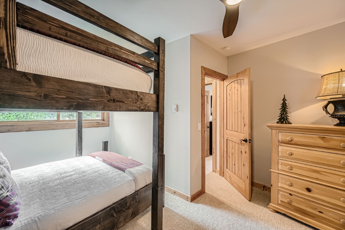 465 Four O Clock ROAD 126