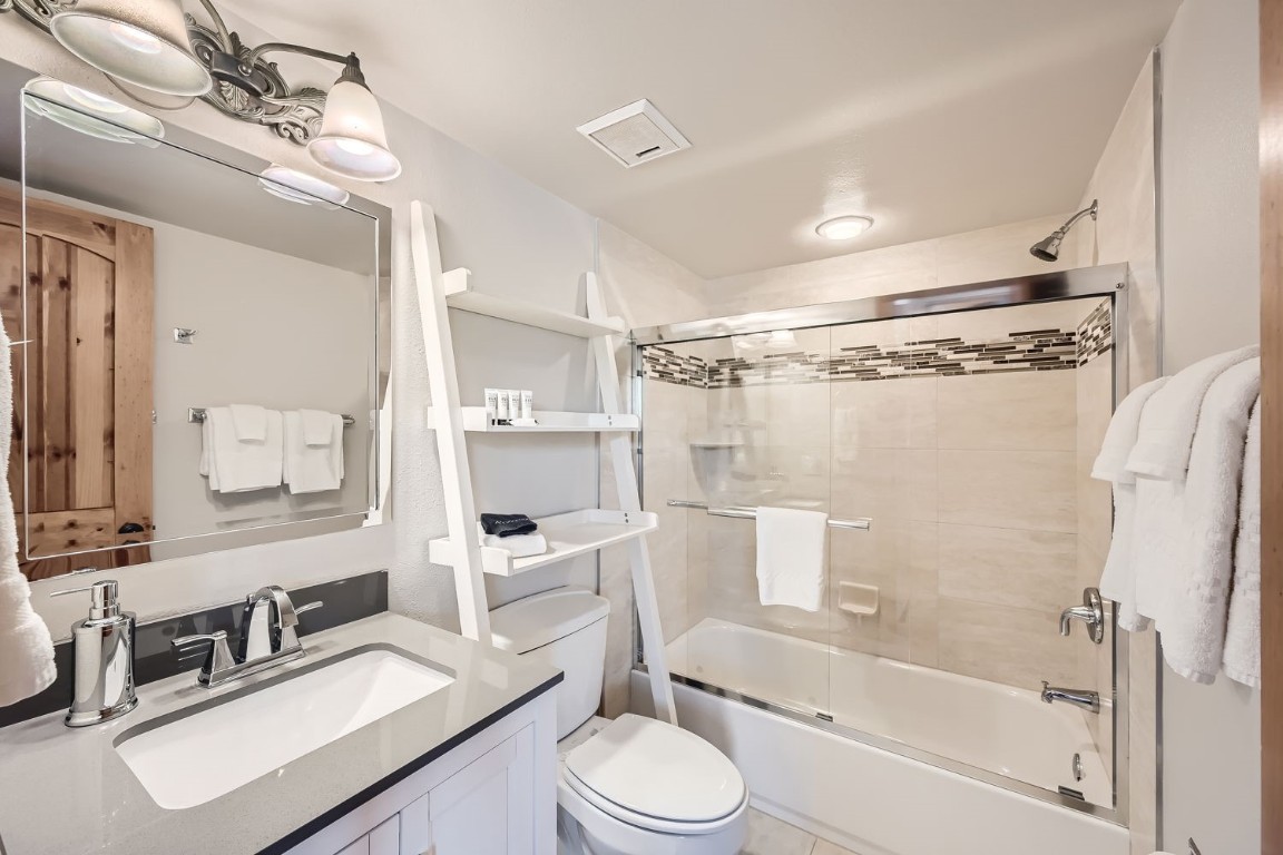 465 Four O Clock ROAD 126