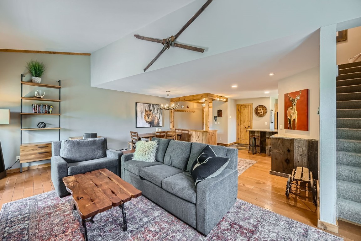 465 Four O Clock ROAD 126