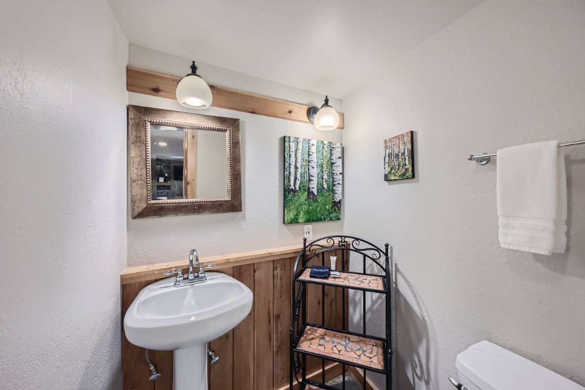 465 Four O Clock ROAD 126