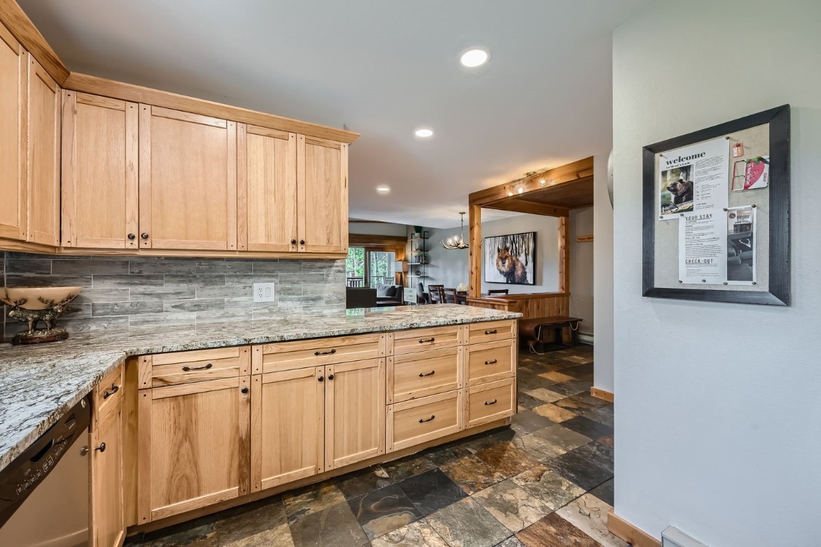 465 Four O Clock ROAD 126