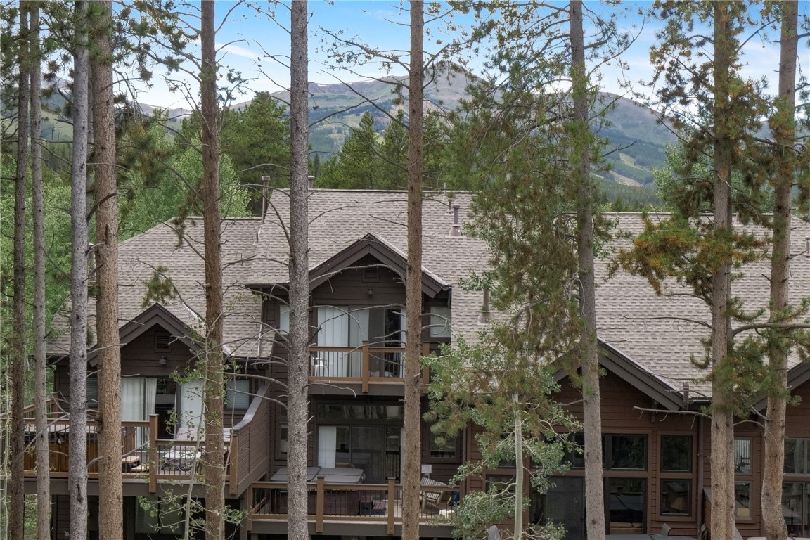 205 Village Point DRIVE 205