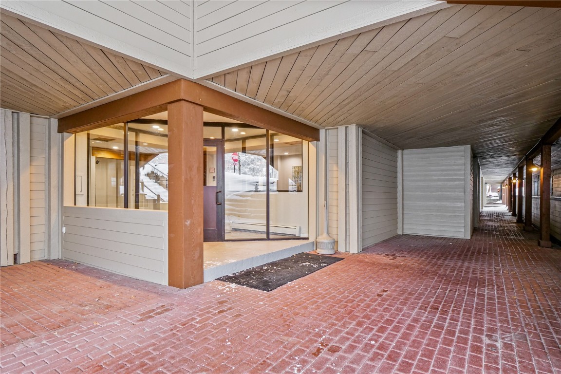 107 N Harris STREET 113