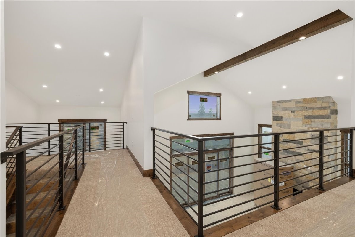 528 N FULLER PLACER ROAD