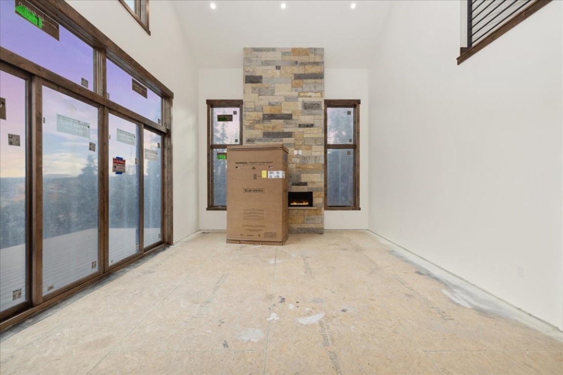 528 N FULLER PLACER ROAD