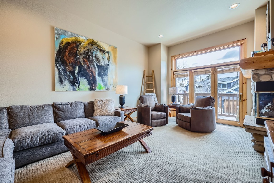 422 Kings Crown ROAD 5