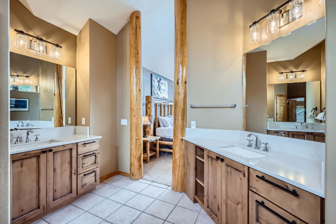 422 Kings Crown ROAD 5