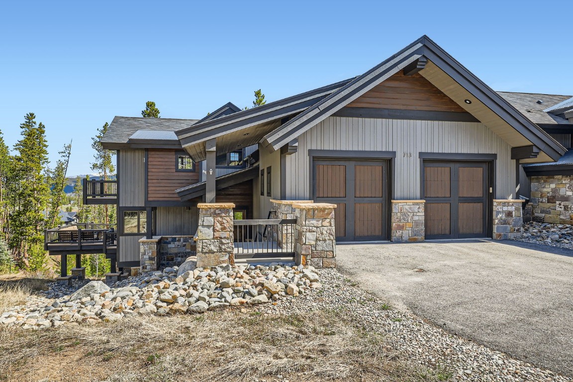 713 Fairways DRIVE 1B