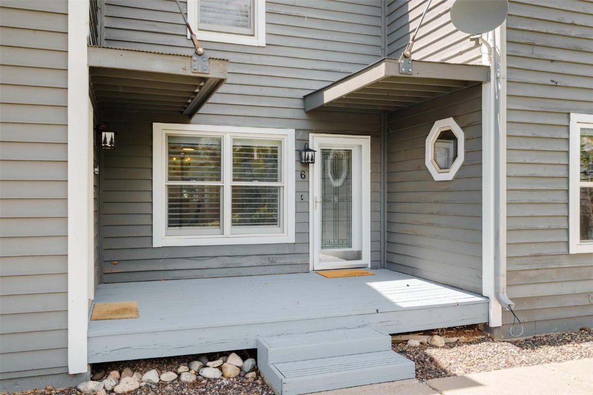3100 Chinook LANE 6