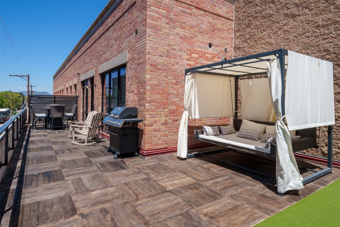 345 Lincoln AVENUE 205 & 208