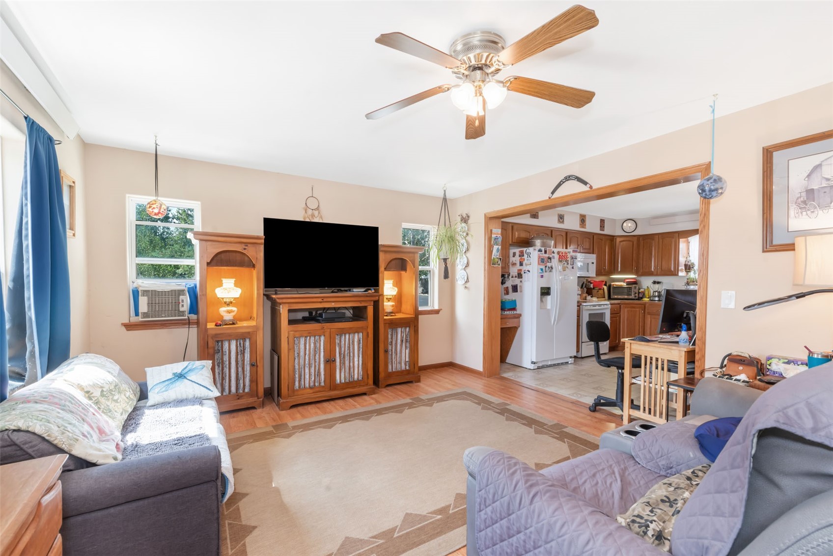2380 Savoy PLACE 1