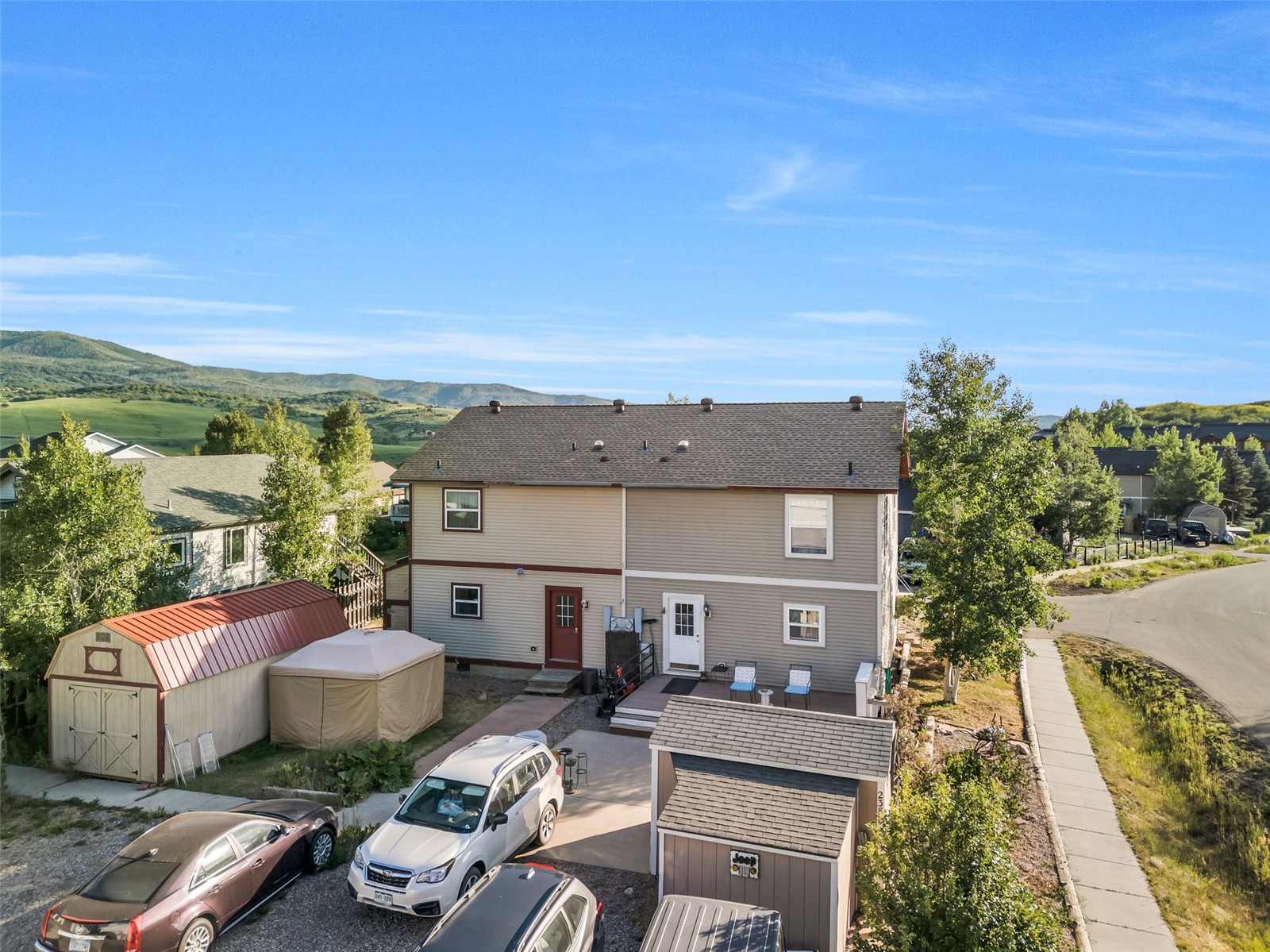 2380 Savoy PLACE 1