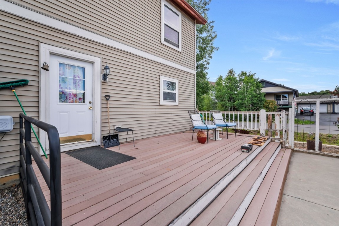 2380 Savoy PLACE 1