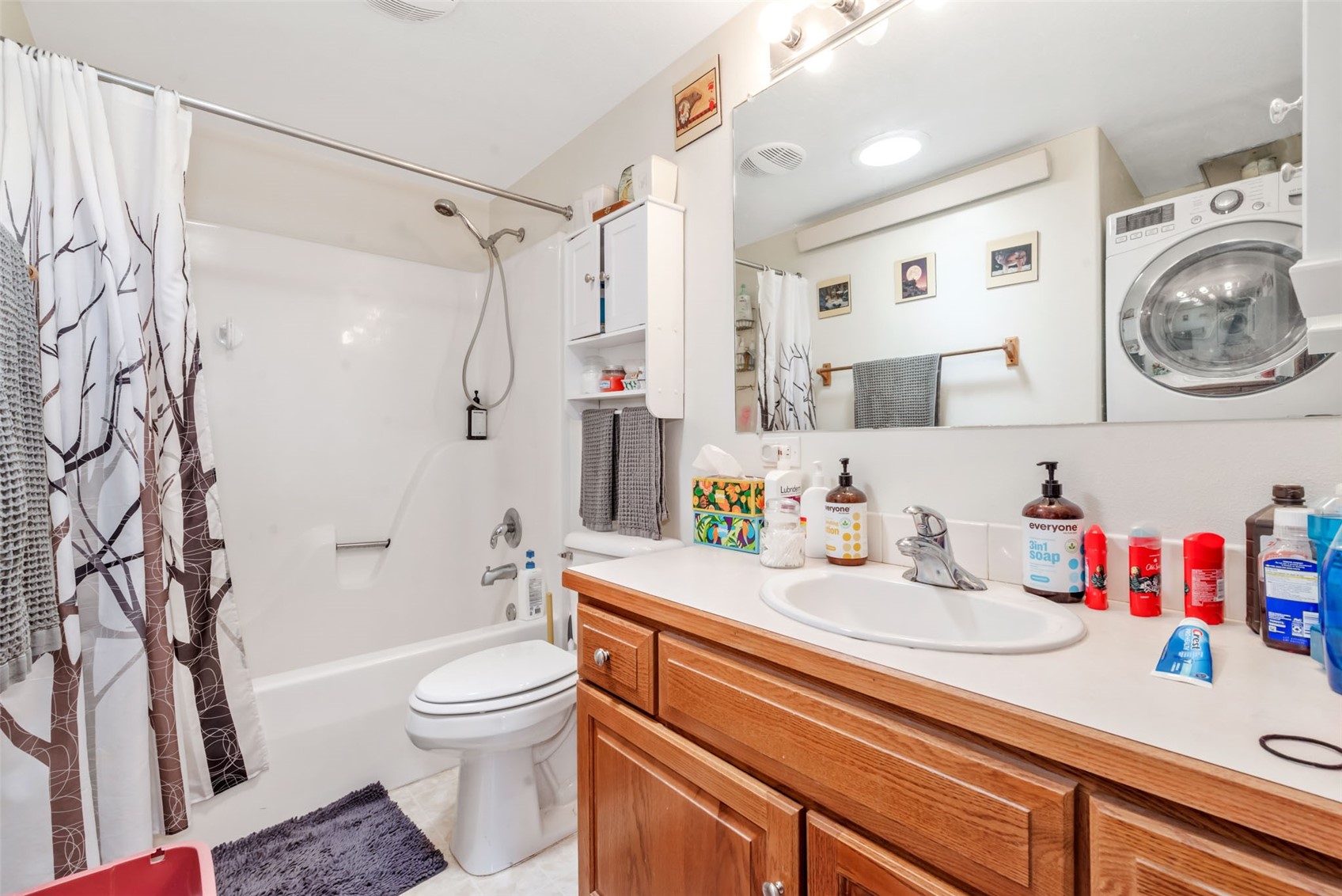 2380 Savoy PLACE 1