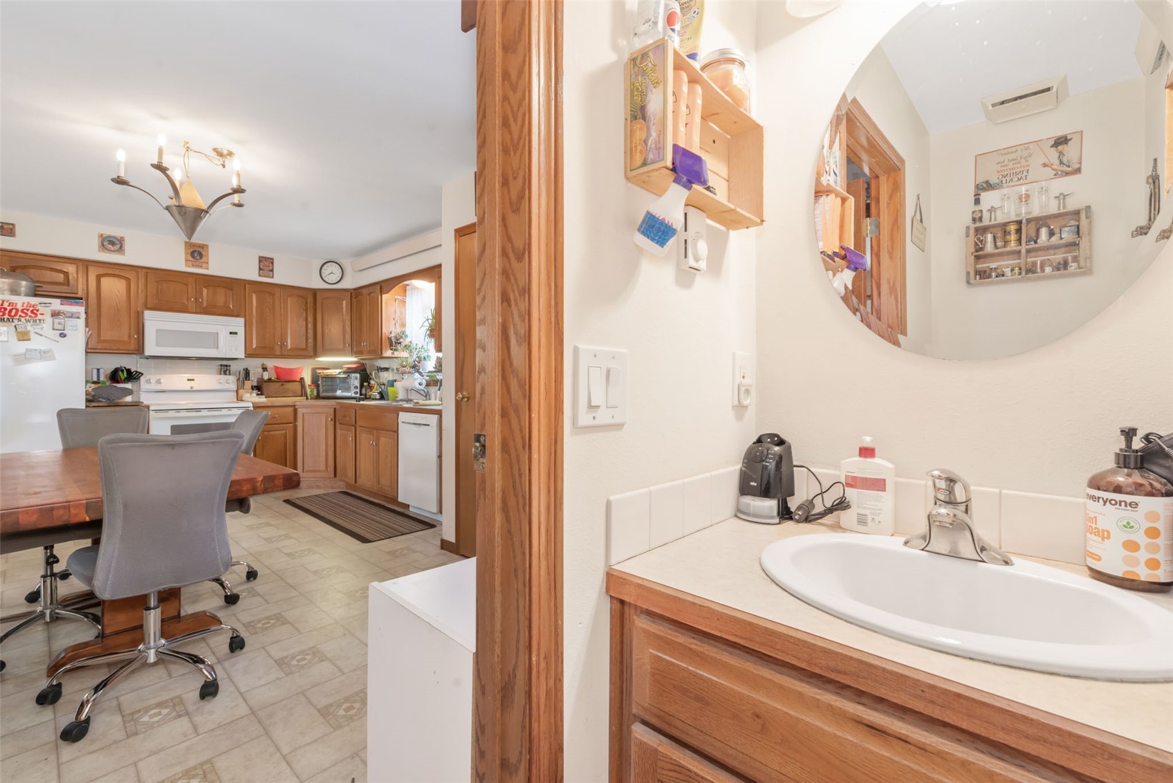 2380 Savoy PLACE 1