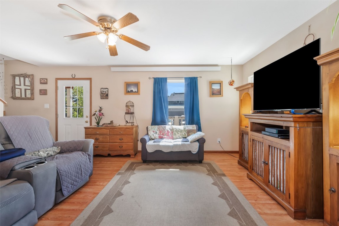 2380 Savoy PLACE 1