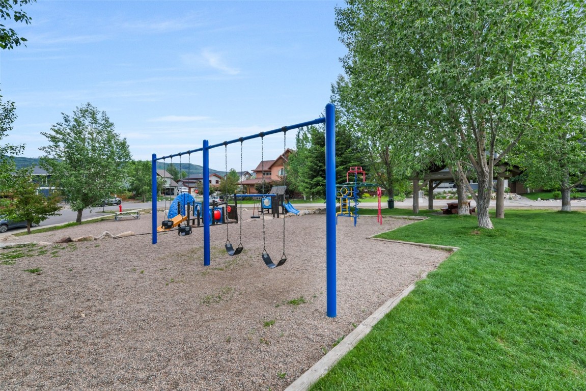 2380 Savoy PLACE 1