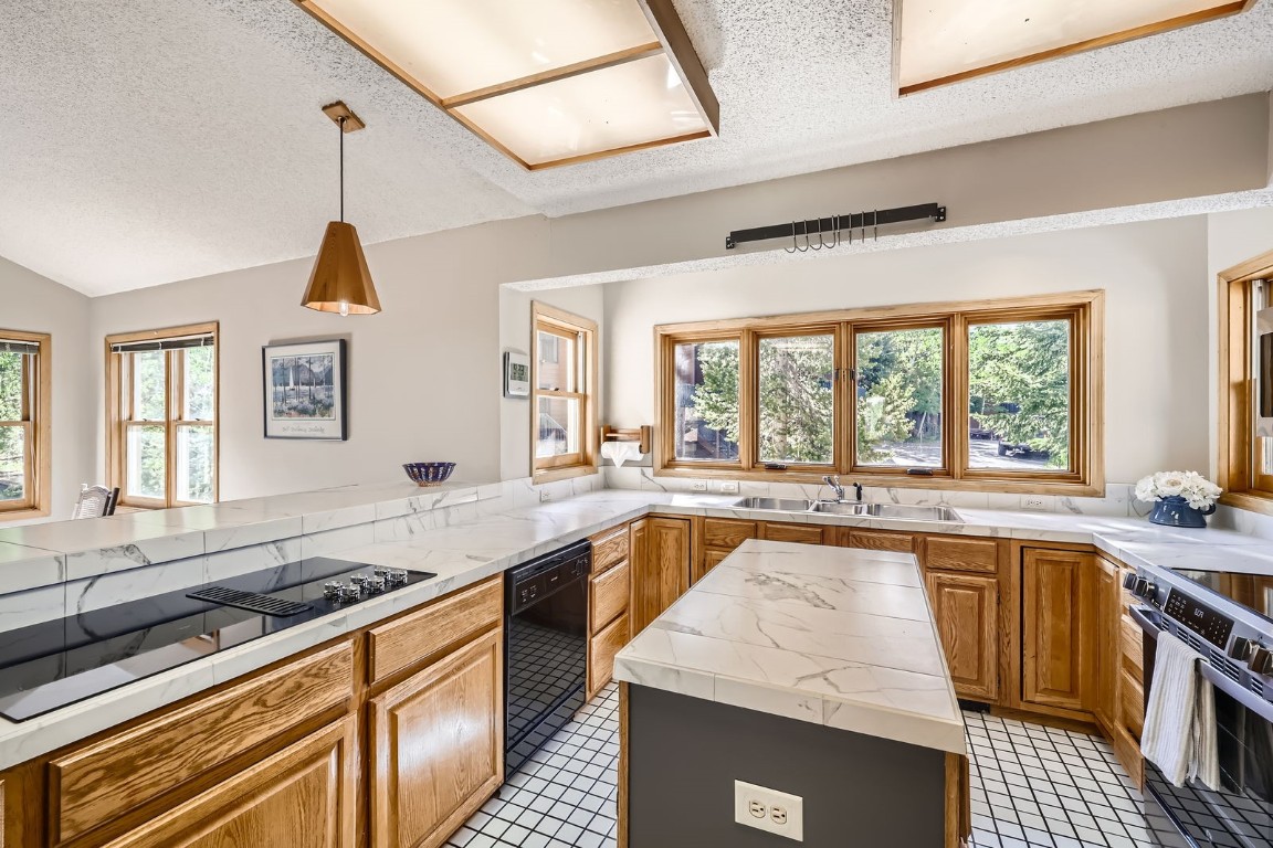 1116 Baldy ROAD 1116