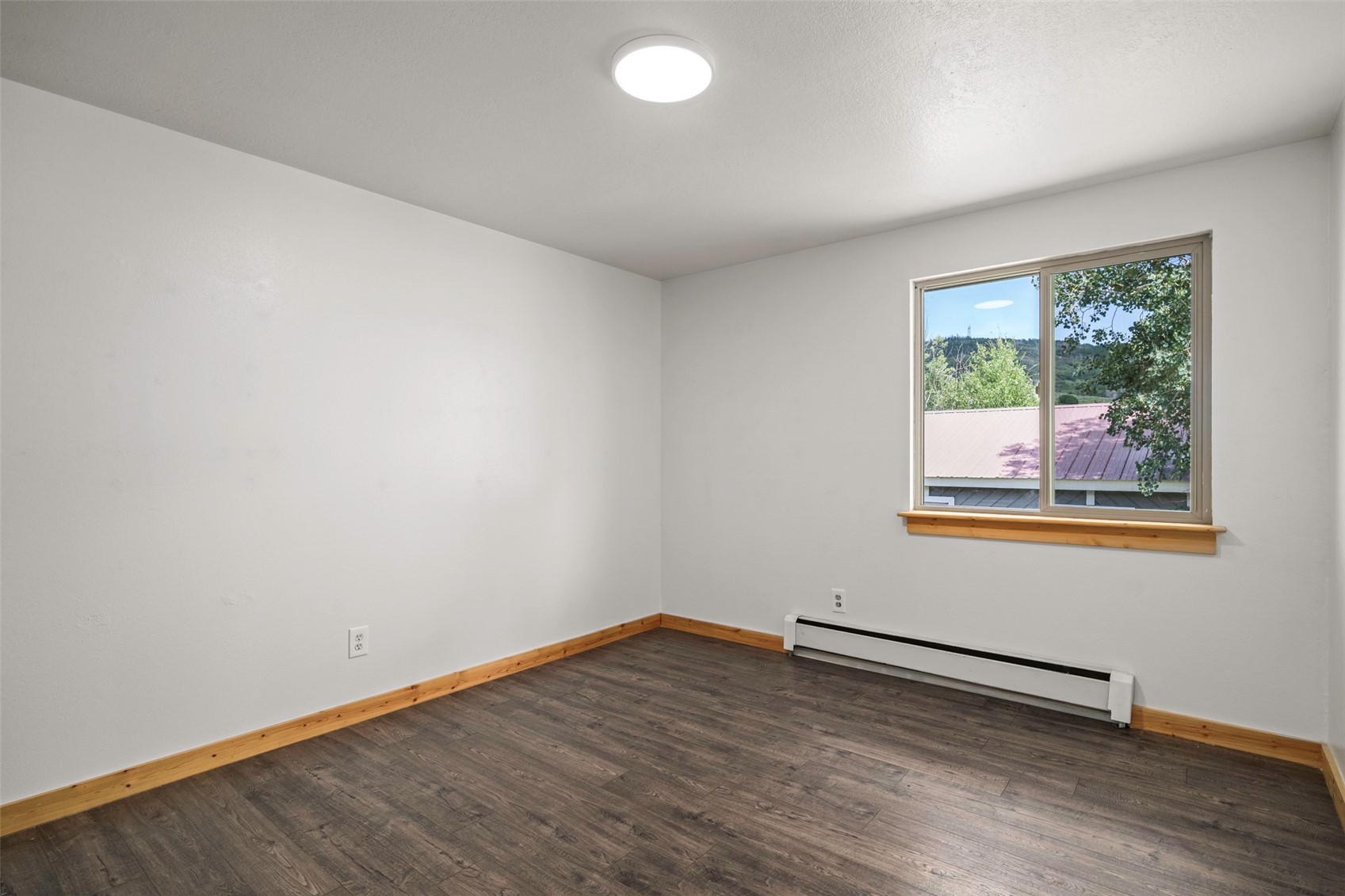 302 E 4th STREET