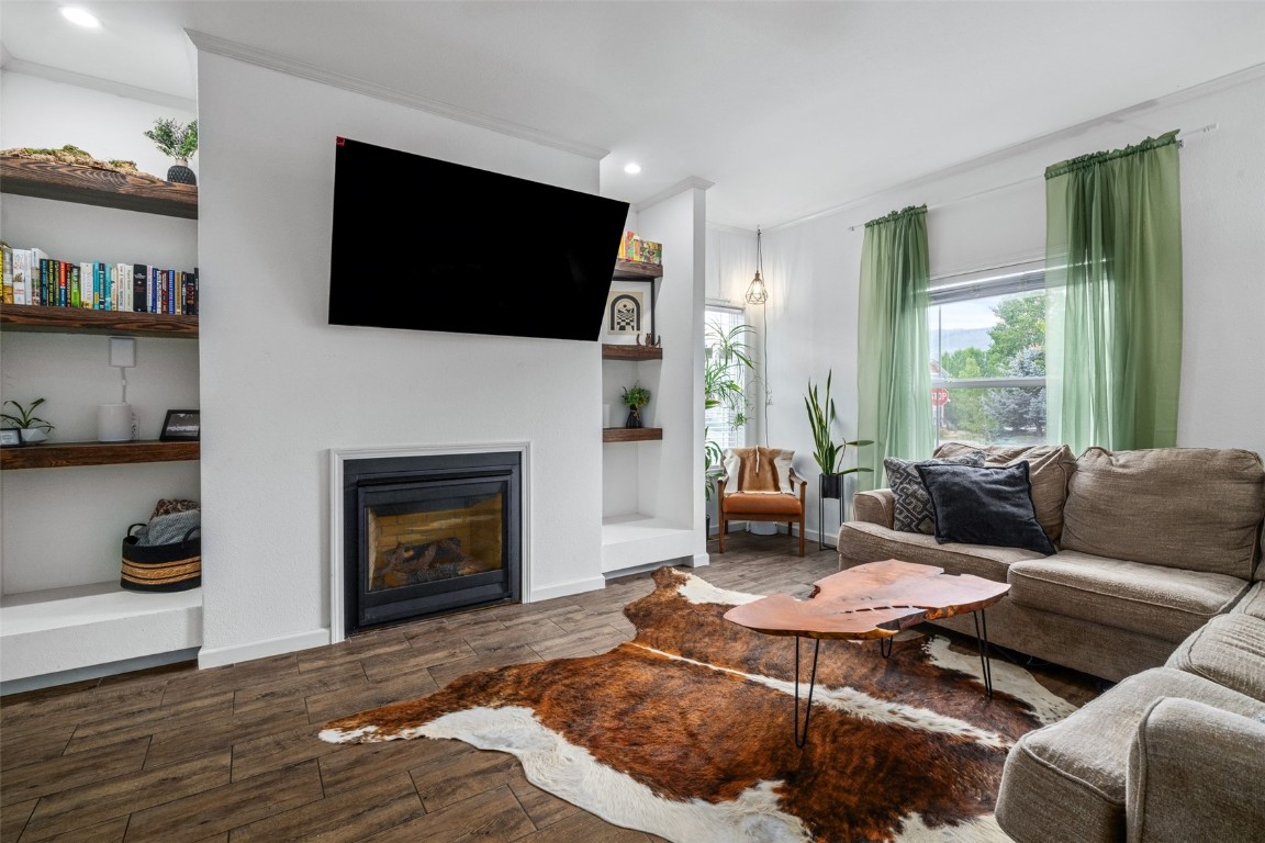 2395 Penny LANE 1