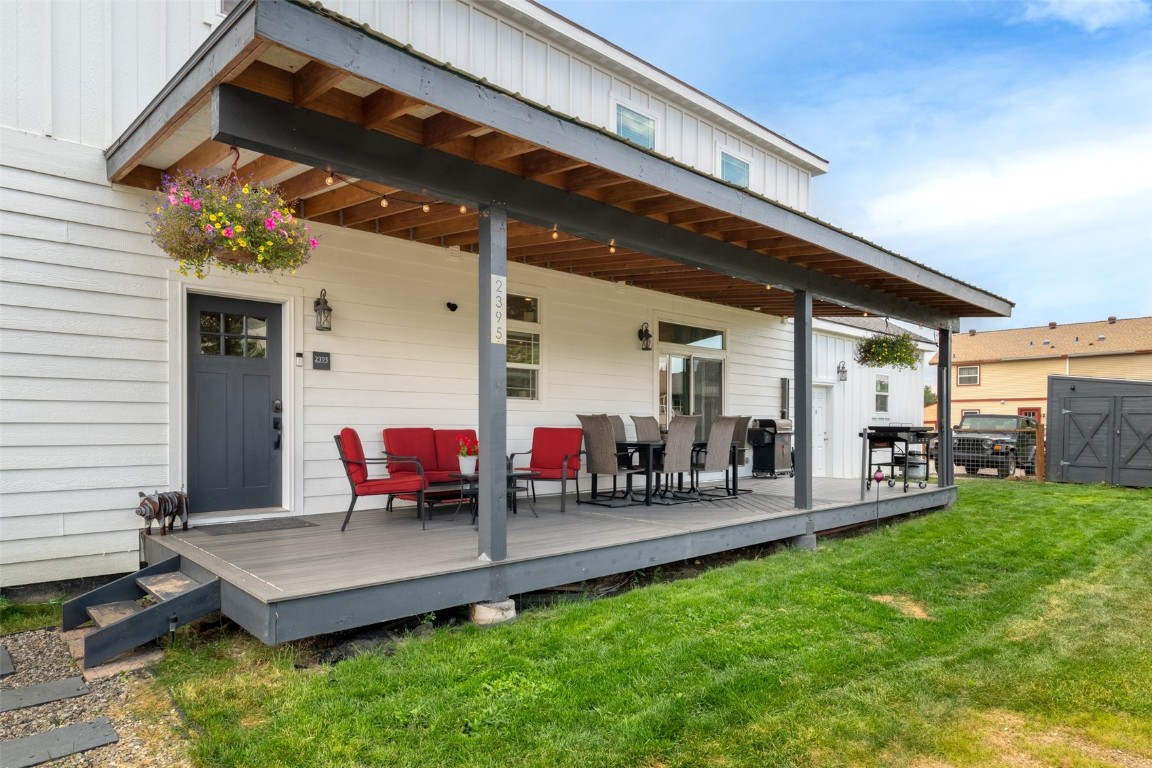 2395 Penny LANE 1