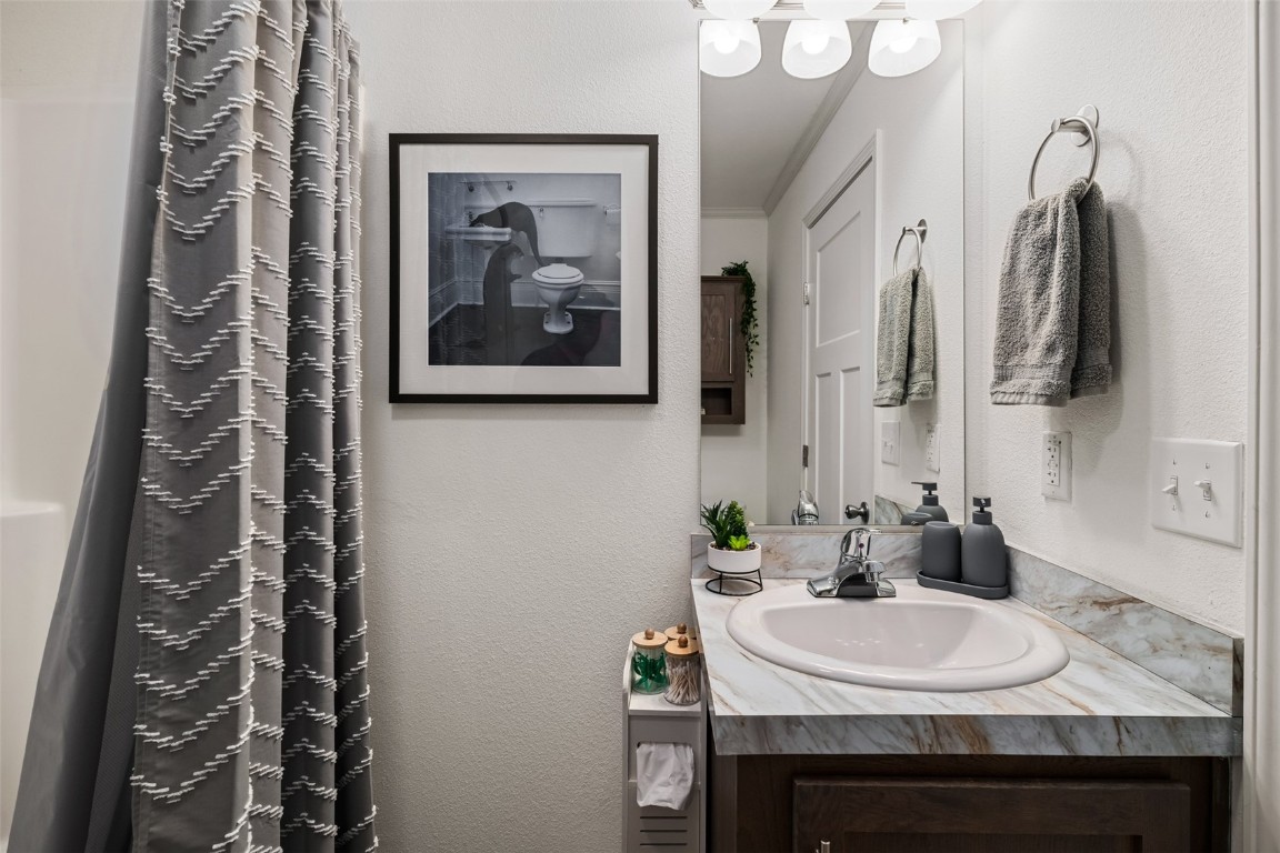 2395 Penny LANE 1
