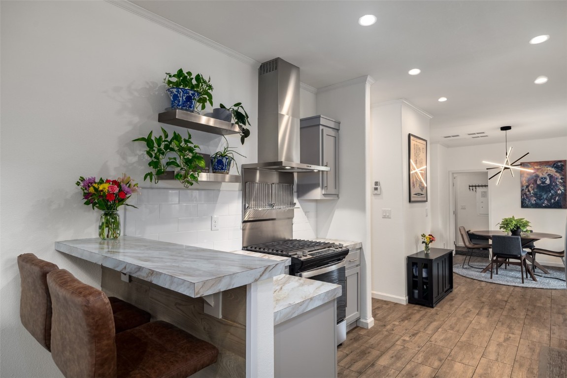 2395 Penny LANE 1