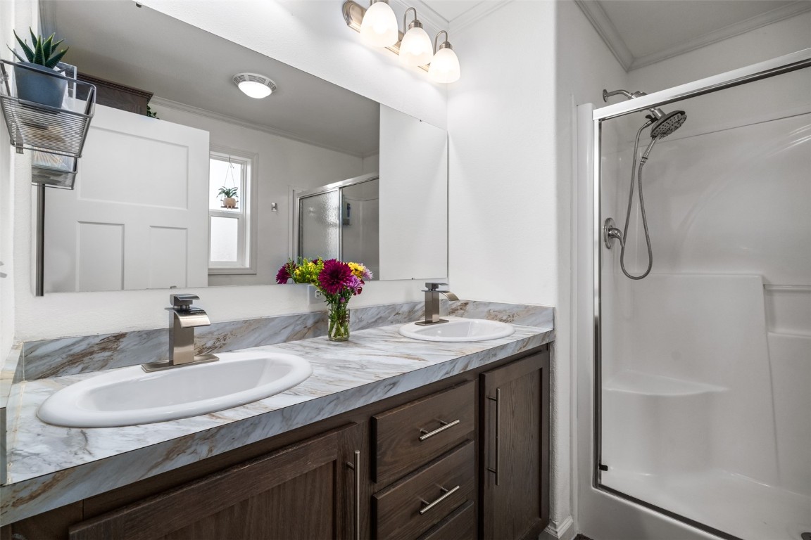 2395 Penny LANE 1