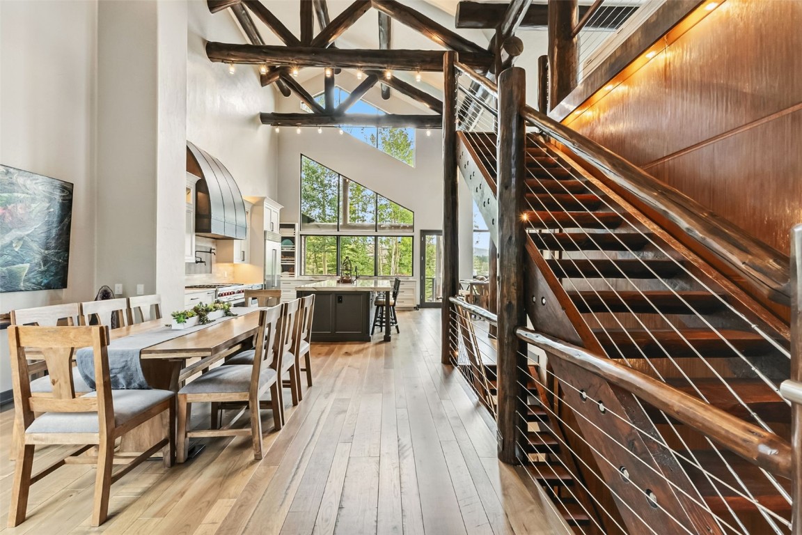 1809 Highlands DRIVE