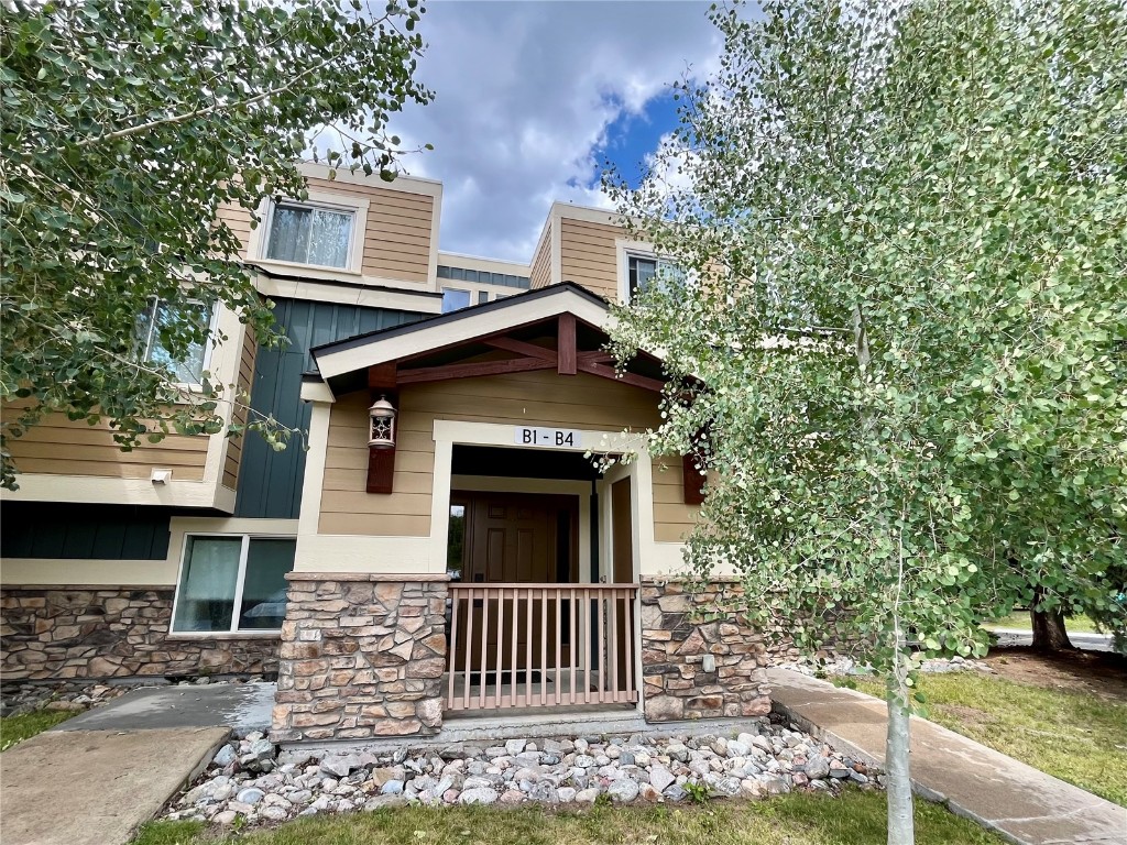108 Summit DRIVE B2