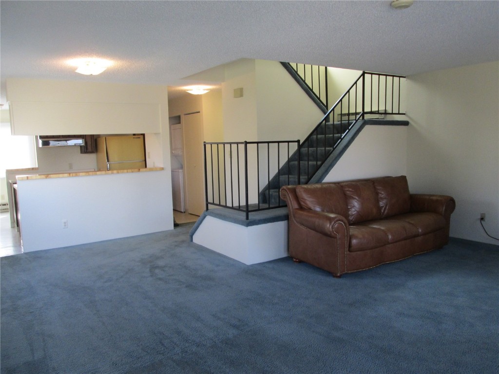 108 Summit DRIVE B2