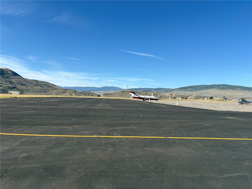 1701 Eagle AVENUE 18