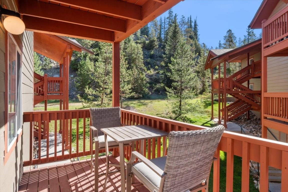 283 Pelican CIRCLE 1701