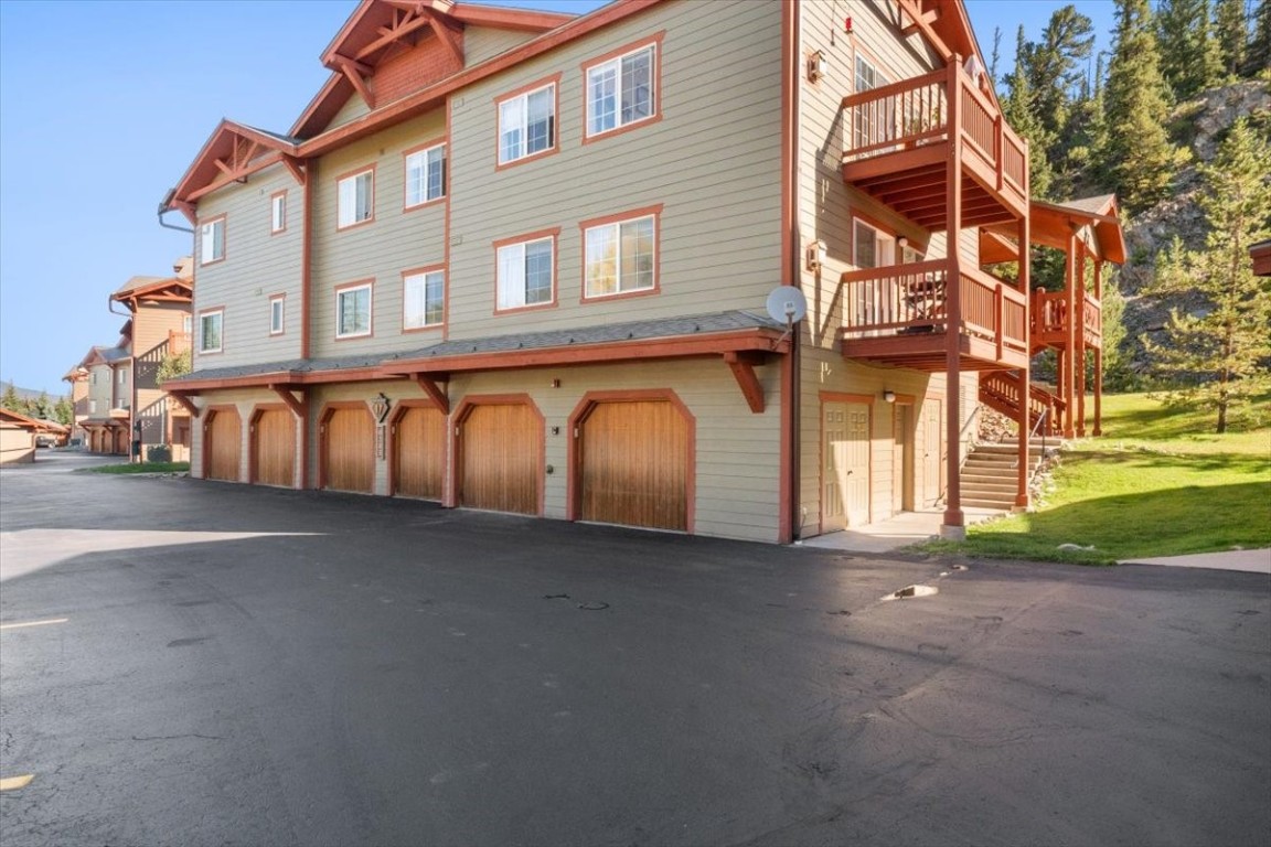 283 Pelican CIRCLE 1701