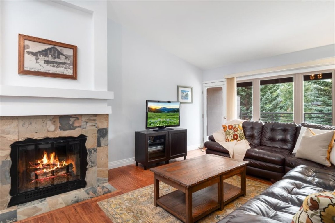 304 S High STREET 3