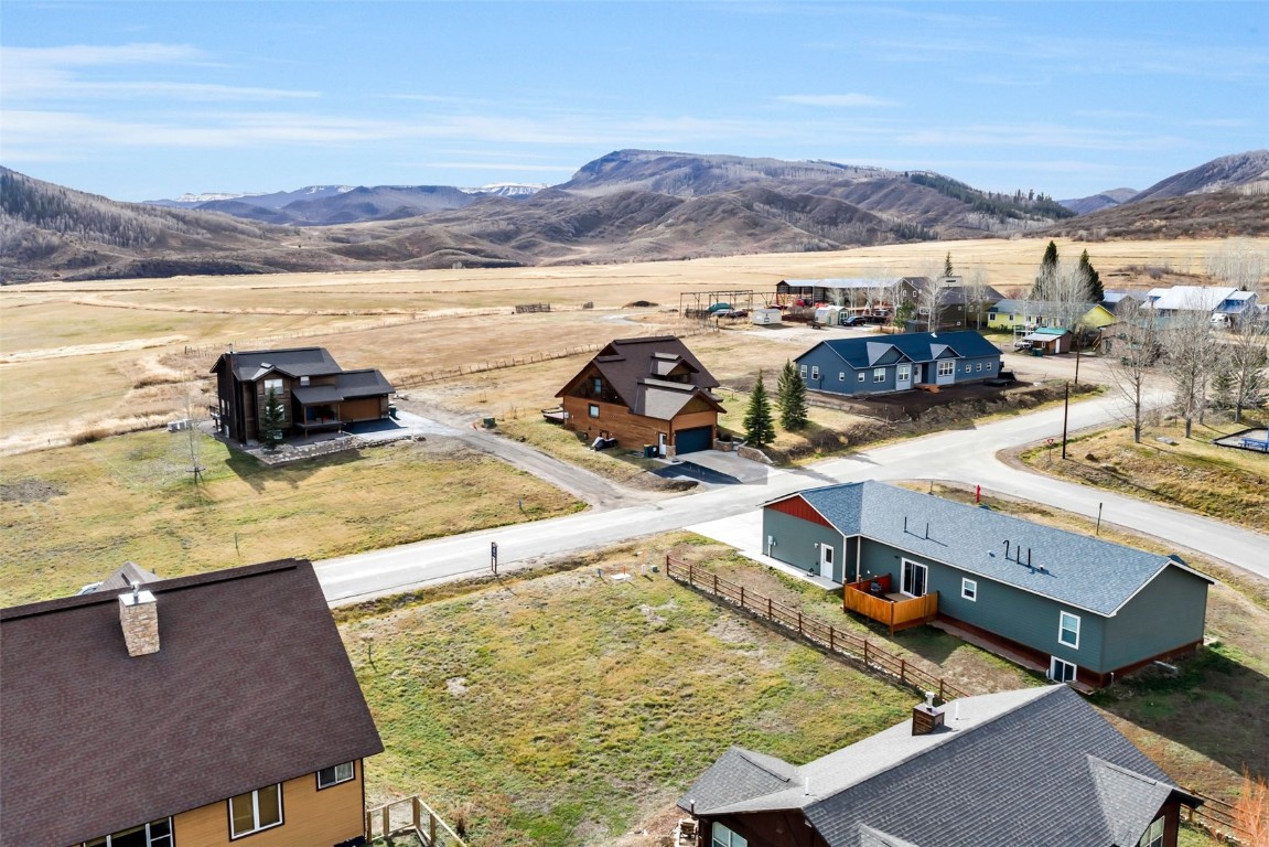 104 Oak Ridge CIRCLE