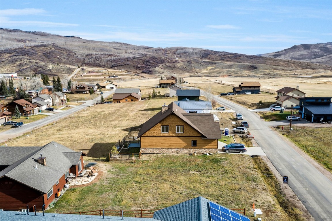 104 Oak Ridge CIRCLE