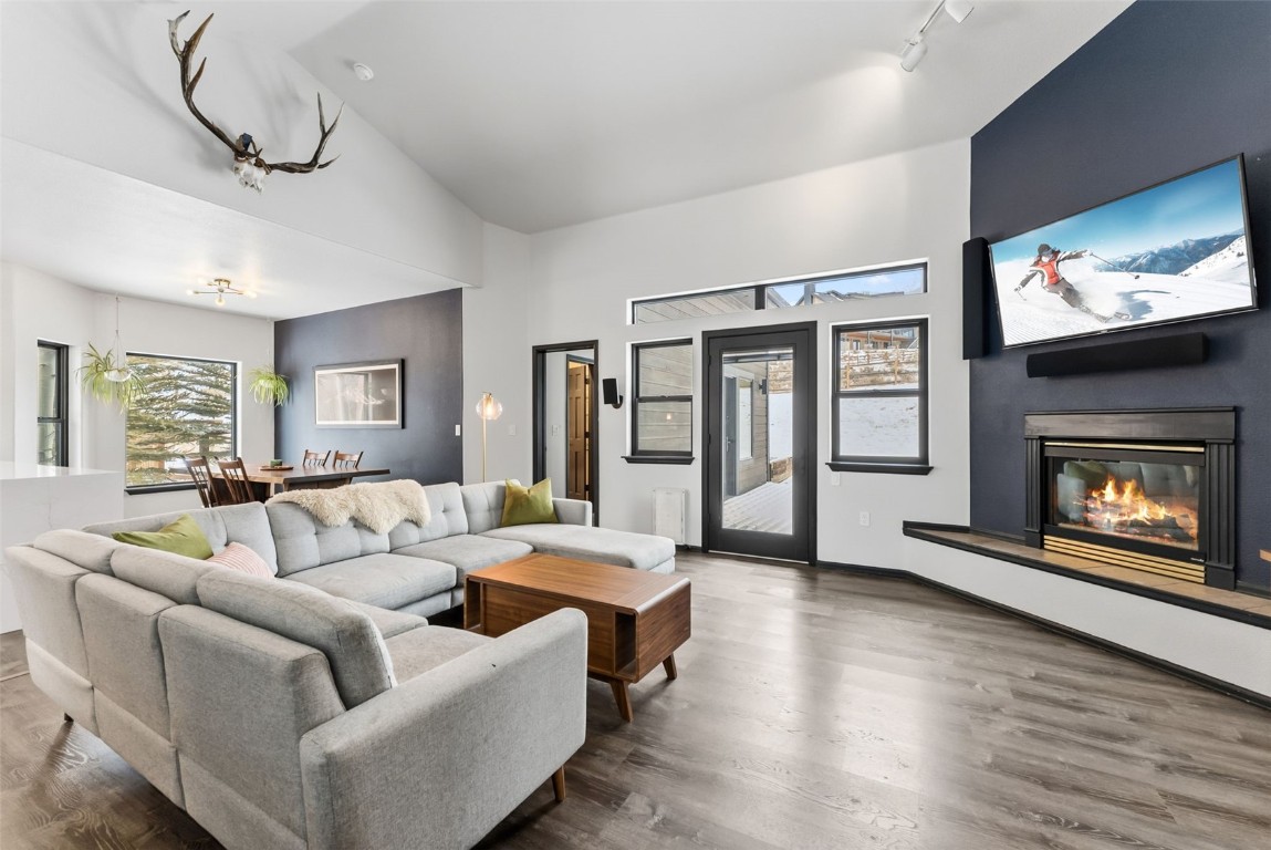 60 Gingerquill COURT